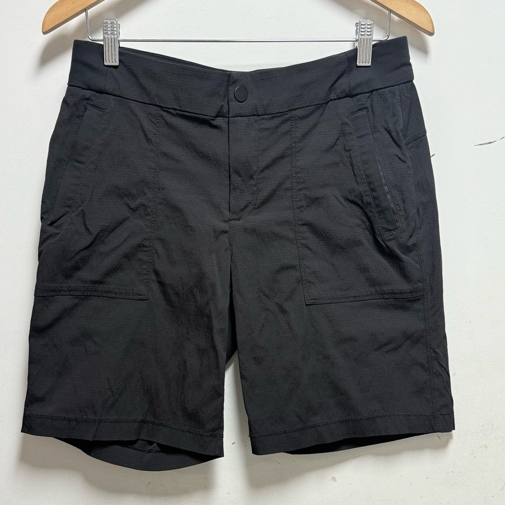 Athleta Women's Black Bermudas